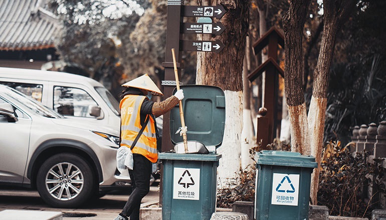 Streamline Your Space: Blacktown Rubbish Removal Services to the Rescue