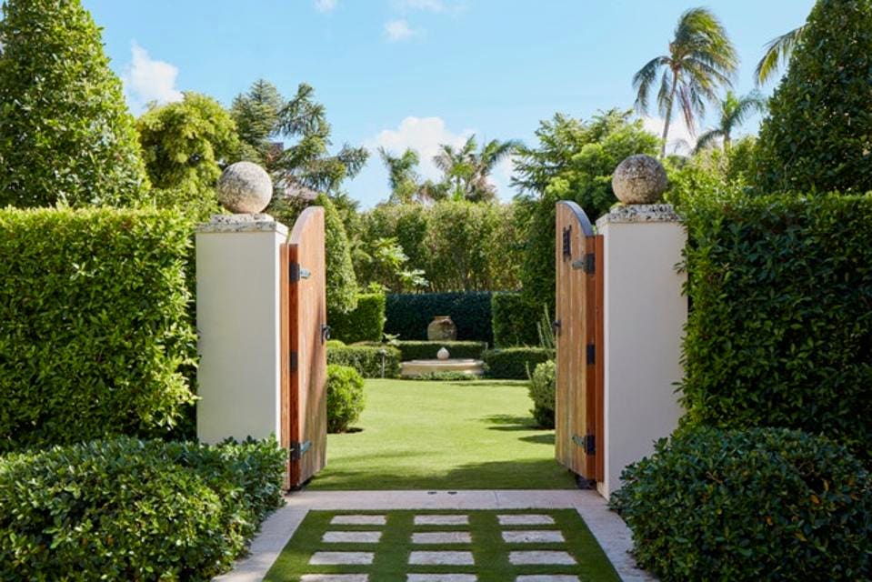 Why Garden Gates Are the New Status Symbol